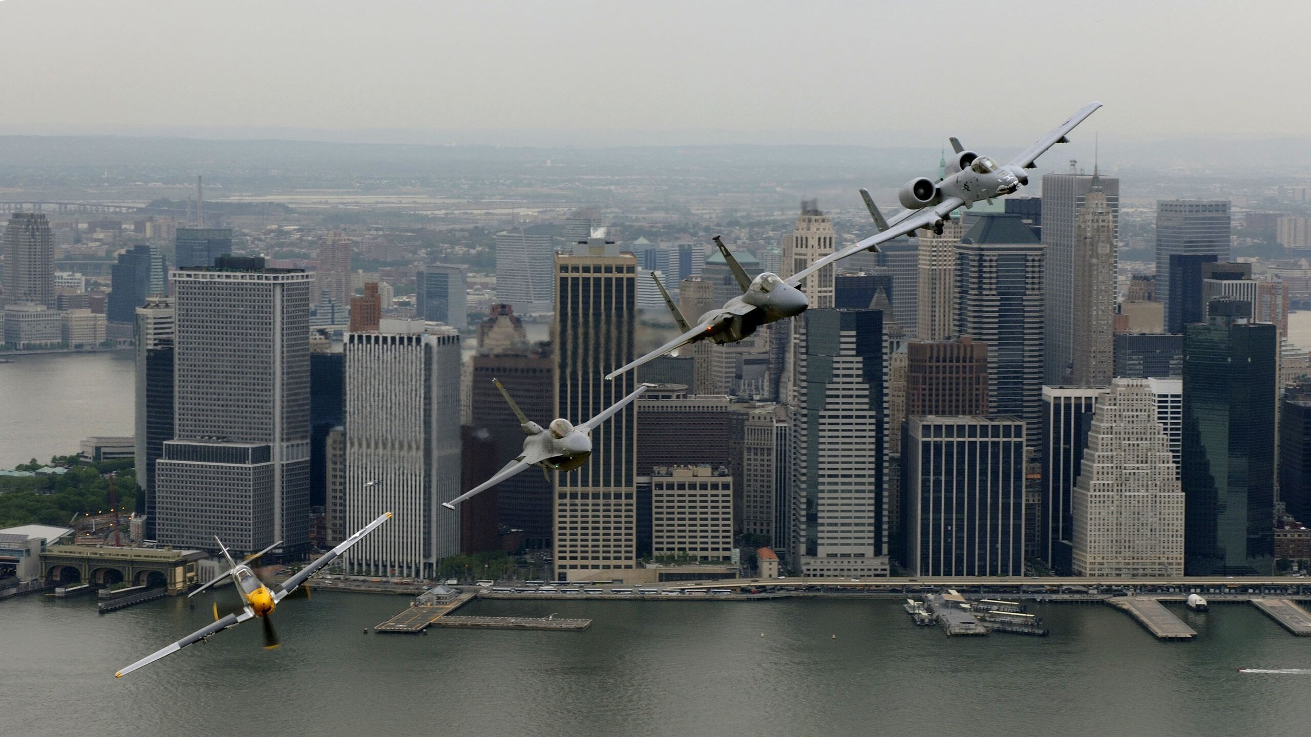 德甲巅峰之战,维尼修斯末节接管比赛,一夜定乾坤