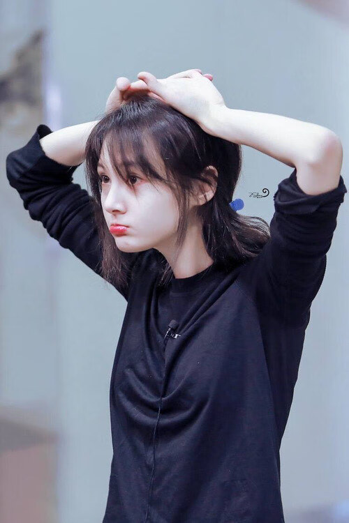 开云体育APP下载-极速与巅峰，当F1终章遇上纪录之夜