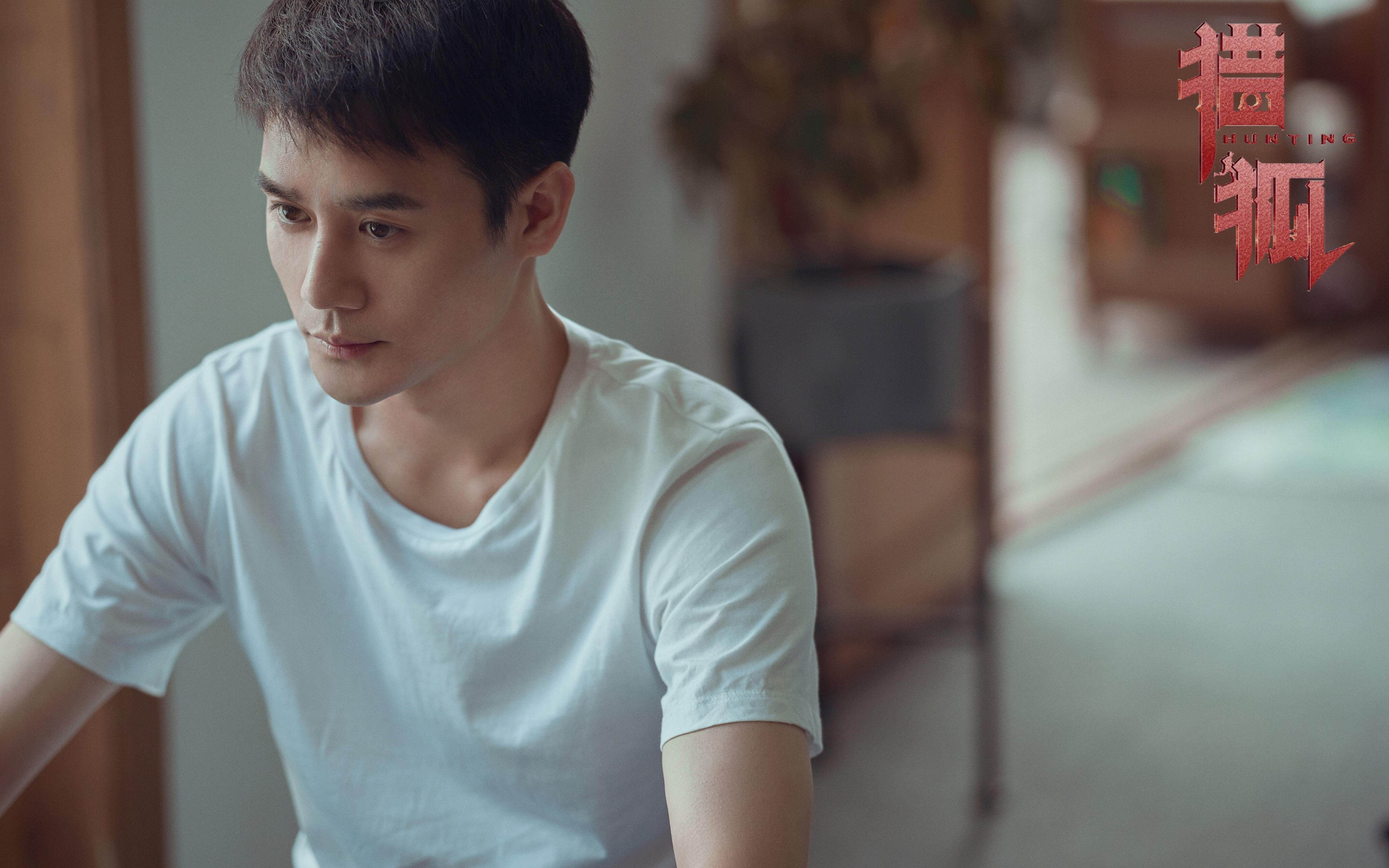 这是一篇为您量身定制的、充满张力和戏剧性的文章,旨在体现这场对决的唯一性—即历史性、偶然性与英雄主义的完美碰撞